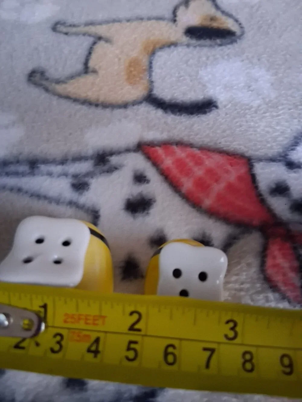 SUPER CUTE MIMI BEE SALT AND PEPPER SHAKER SET